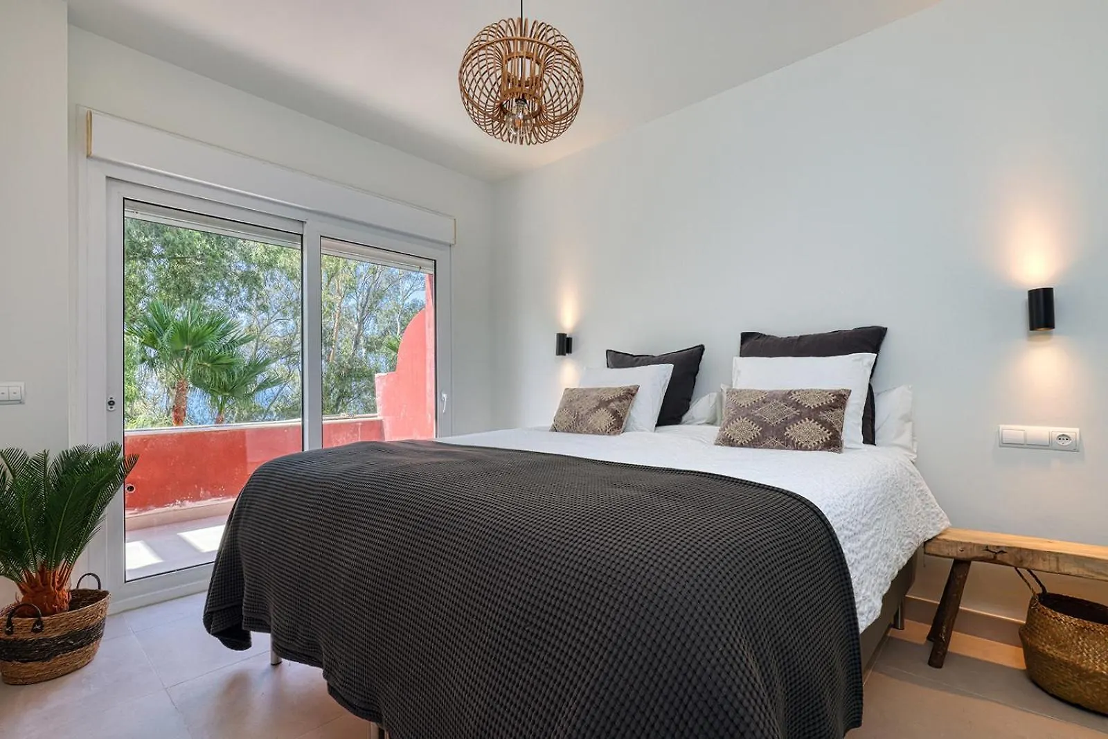 Penthouse Alhambra - Gerenoveerd Appartement Direct Aan Zee Estepona 0*,
